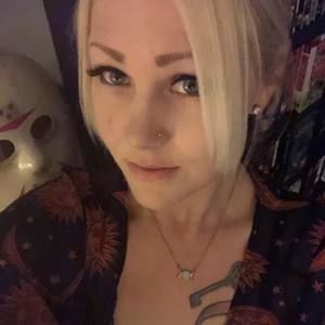 Meet your Posher, Alissa